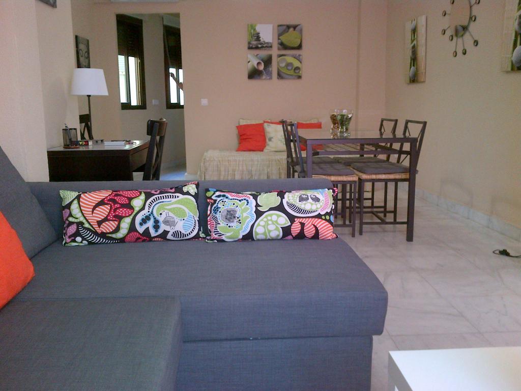 Apartamento Venecia Arenal Apartment เซบีญา ภายนอก รูปภาพ